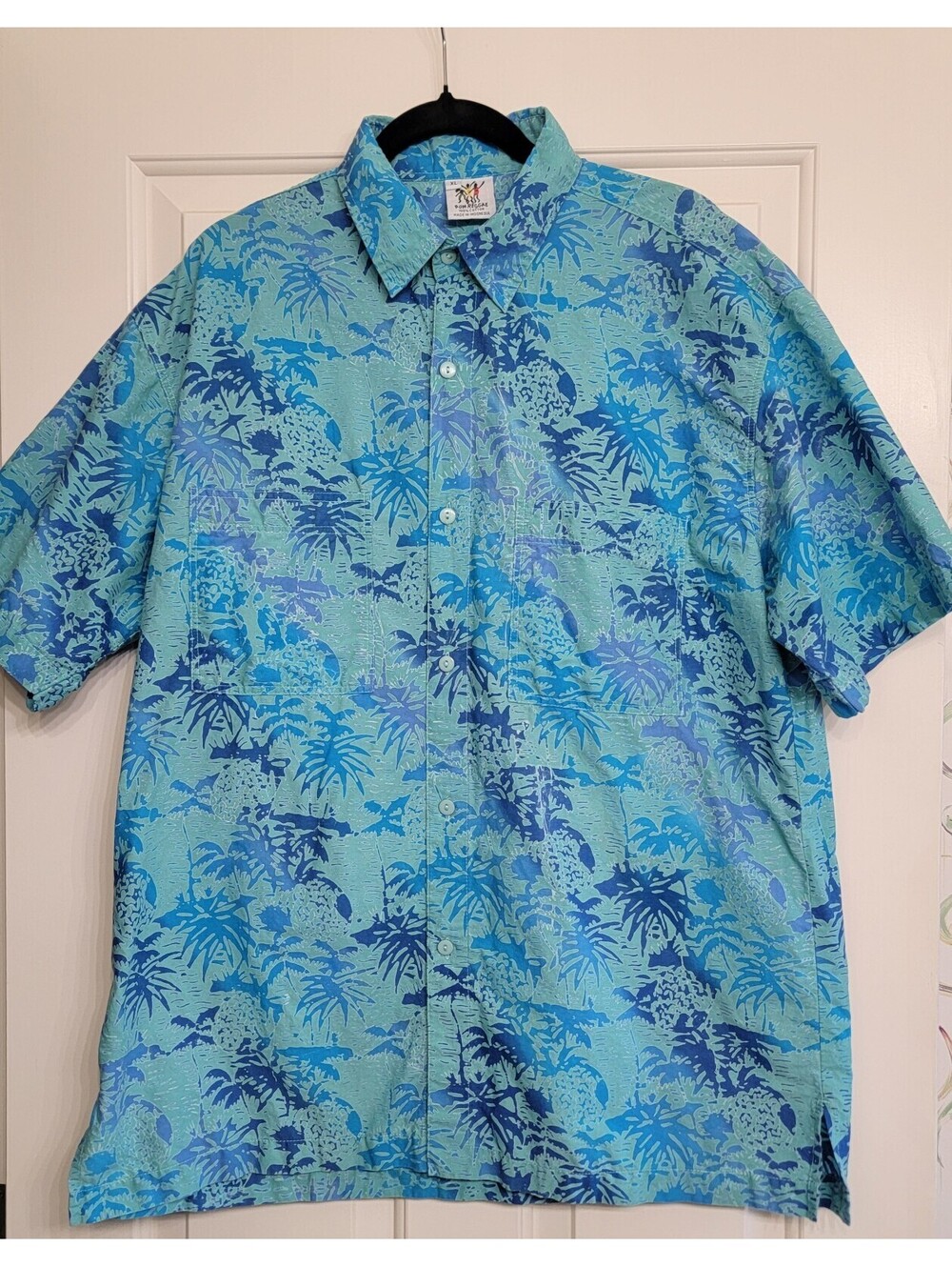 Rum Reggae Hawaiian Batik Shirt XL Blue Green Floral  Print Short Sleeve Cotton